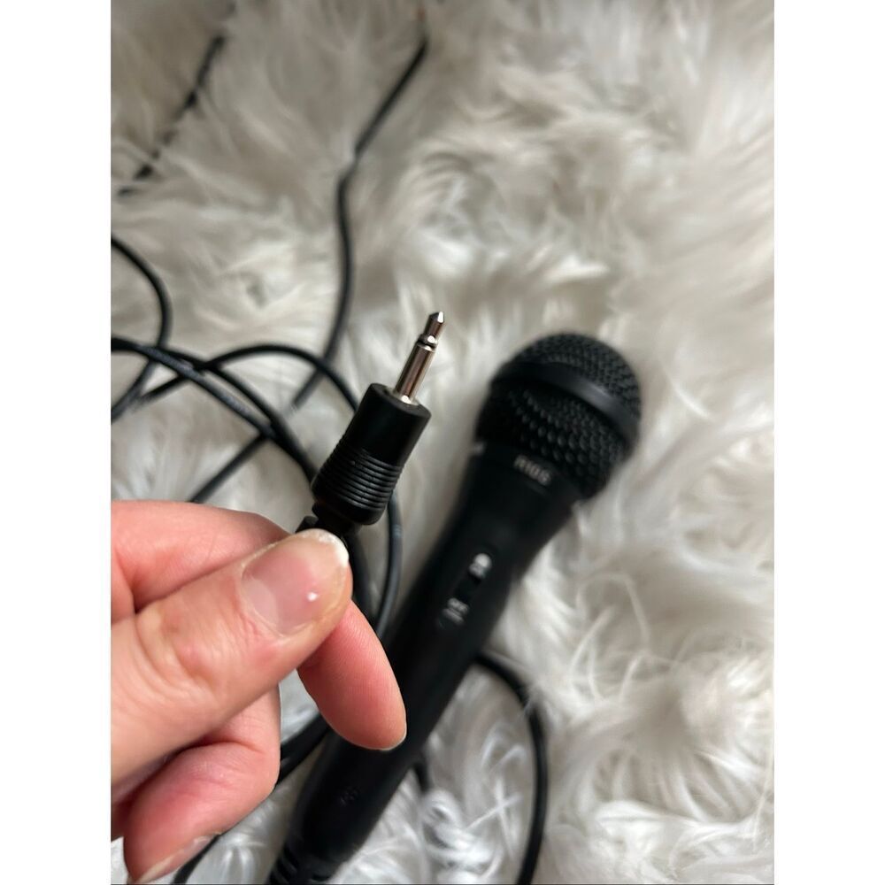 Samson R10S Dynamic Cable Microphone Multimedia Karaoke - Picture 2 of 4